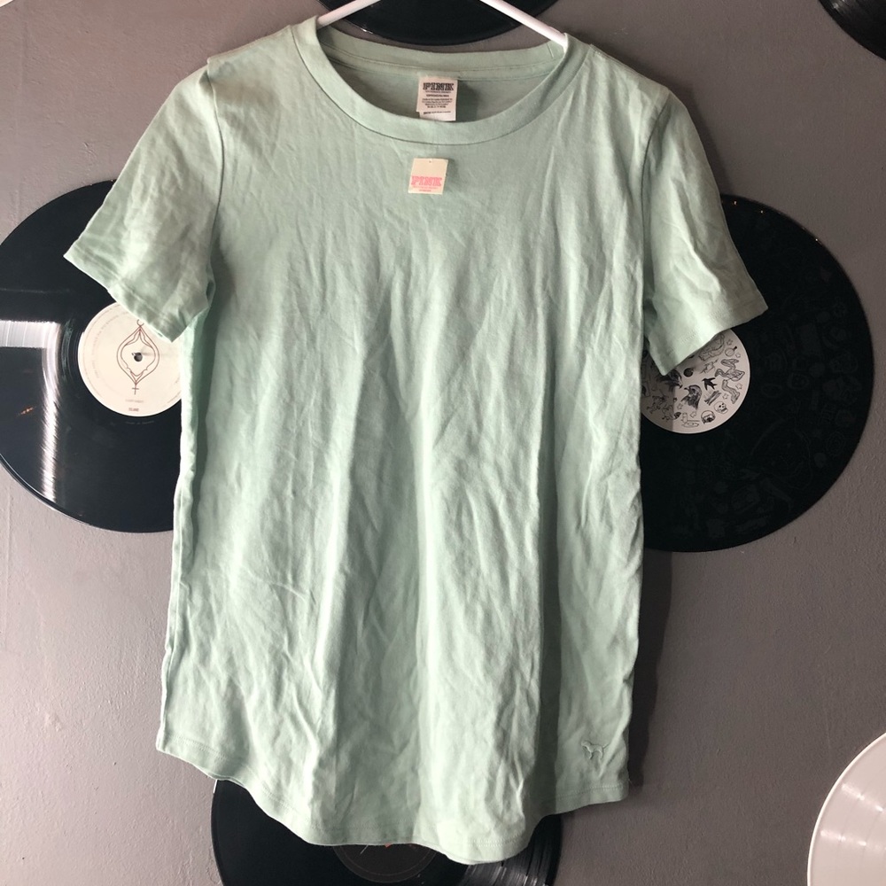 plain tshirt